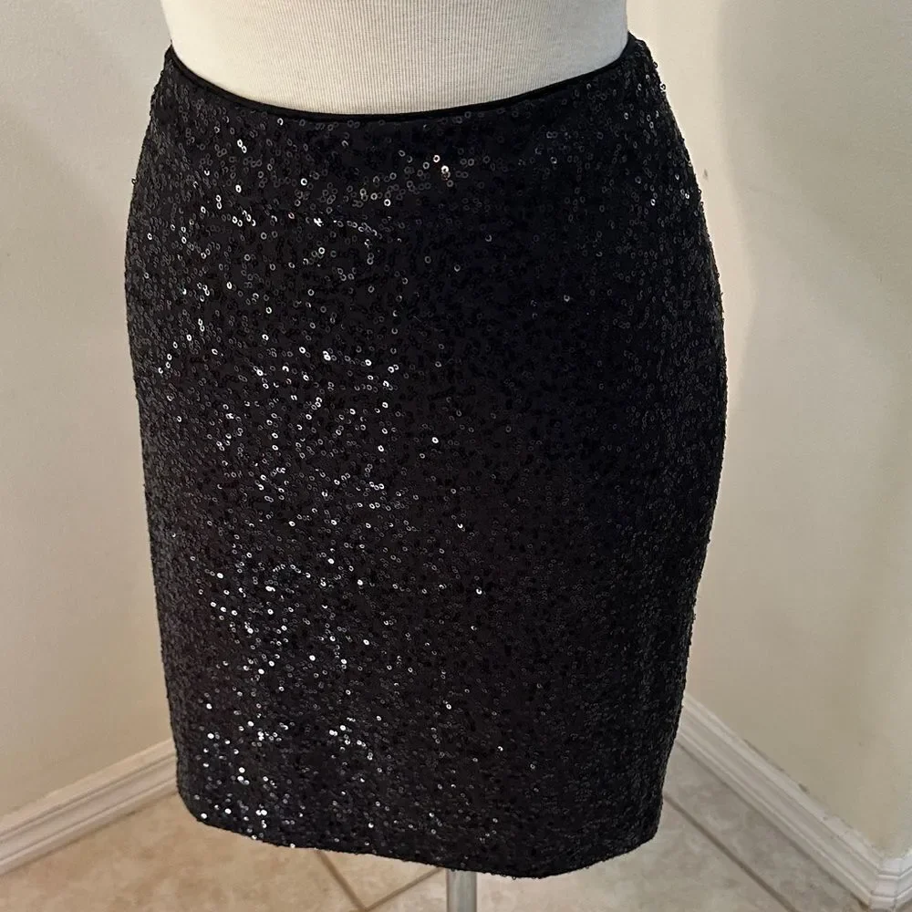 Cache’ Elegant Black Shimmer Sequin Skirt Size Small